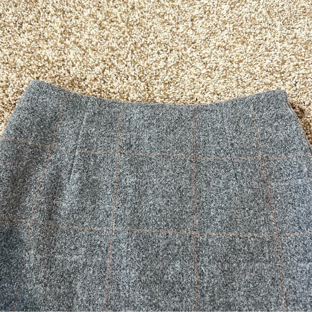 Plaid Grey Mini Skirt with Shorts Size Small - Picture 2 of 10